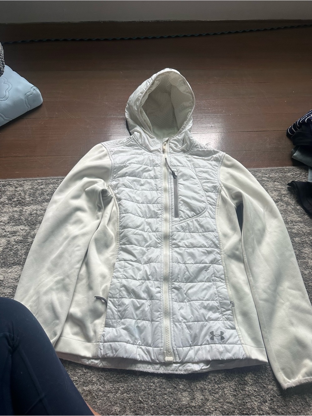 Under Armour Women's Cream Quilted Hybrid Hooded Jacket